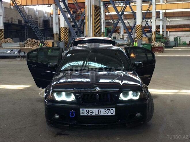 BMW 325 2001, 200,000 km - 2.5 l - Bakı