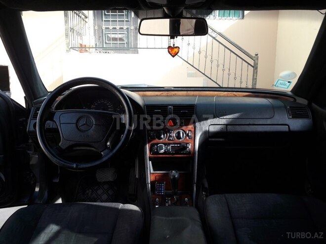 Mercedes C 180 1999, 281,000 km - 2.0 l - Bakı