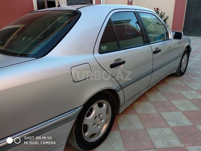 Mercedes C 180 1999, 320,000 km - 1.8 l - Bakı