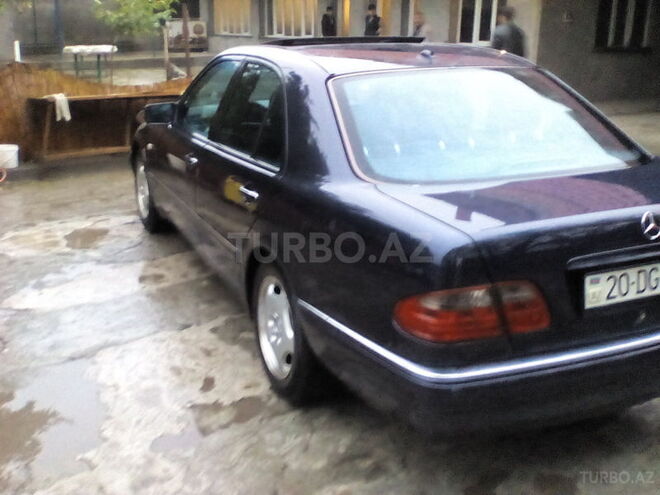 Mercedes E 230 1997, 362,000 km - 0.2 l - Gəncə