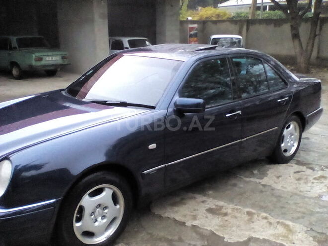 Mercedes E 230 1997, 362,000 km - 0.2 l - Gəncə