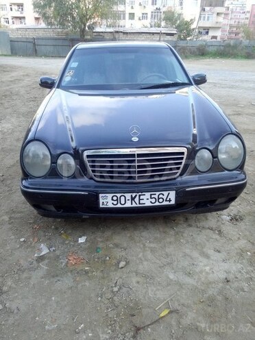 Mercedes E 220 2000, 424,733 km - 2.2 l - Bakı