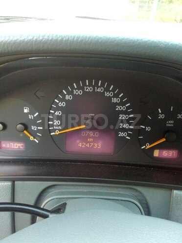 Mercedes E 220 2000, 424,733 km - 2.2 l - Bakı