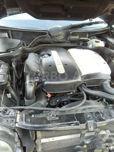 Mercedes E 220 2000, 424,733 km - 2.2 l - Bakı