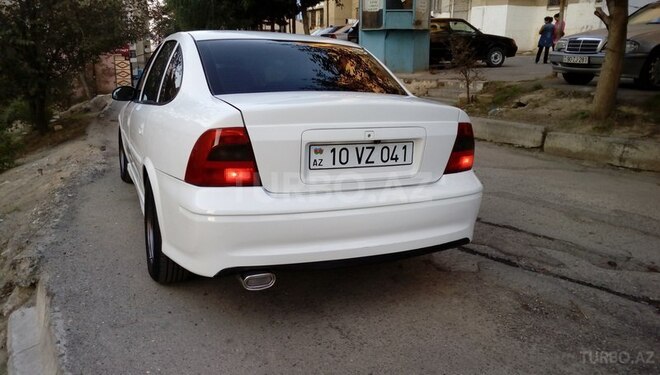 Opel Vectra 1999, 307,000 km - 1.8 l - Bakı