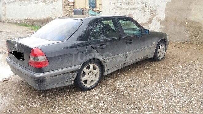 Mercedes C 180 1998, 270,000 km - 0.3 l - Bakı