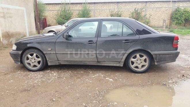 Mercedes C 180 1998, 270,000 km - 0.3 l - Bakı