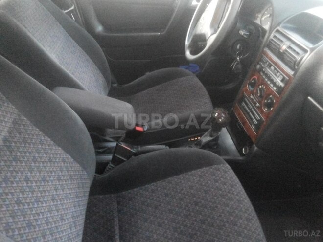 Opel Astra 2000, 350,000 km - 0.2 l - Zaqatala