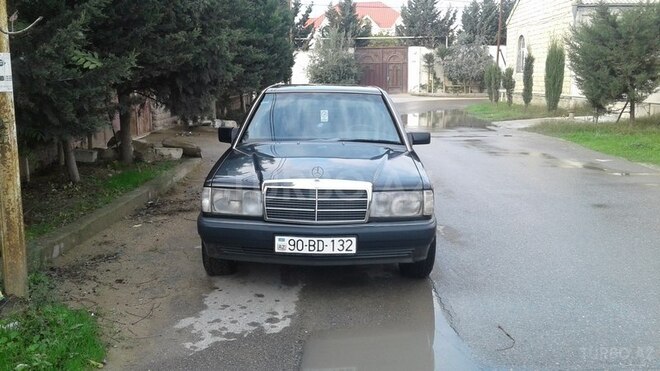 Mercedes 190 1990, 331,000 km - 2.0 л - Bakı
