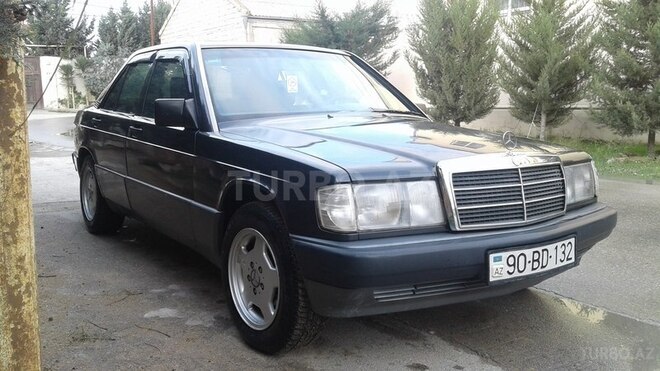 Mercedes 190 1990, 331,000 km - 2.0 л - Bakı