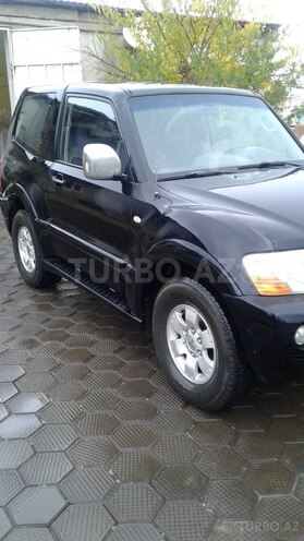 Mitsubishi Pajero 2003, 280,000 km - 3.0 l - Quba