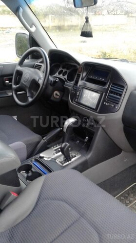Mitsubishi Pajero 2003, 280,000 km - 3.0 l - Quba