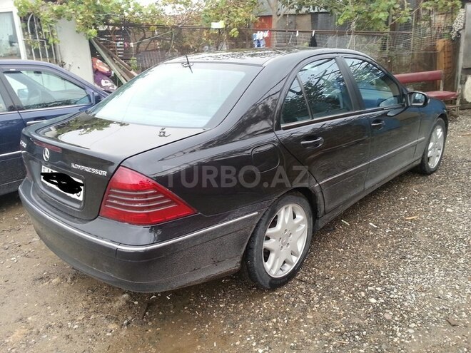 Mercedes C 200 2001, 321,436 km - 2.0 l - Sumqayıt