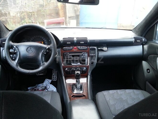 Mercedes C 200 2001, 321,436 km - 2.0 l - Sumqayıt