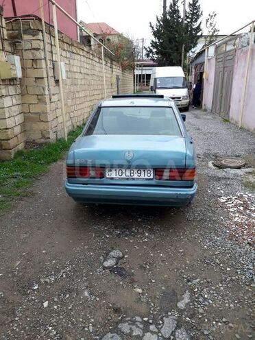 Mercedes 190 1991, 260,000 km - 2.6 л - Bakı