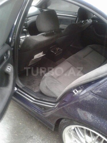 BMW 325 2001, 203,000 km - 2.5 l - Bakı