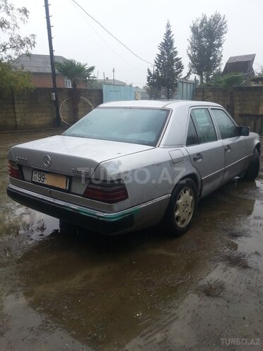 Mercedes E 300 1991, 286,354 km - 0.3 l - Bakı