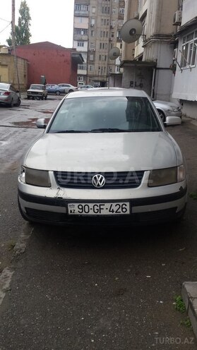 Volkswagen Passat 1998, 300,000 km - 1.8 л - Bakı