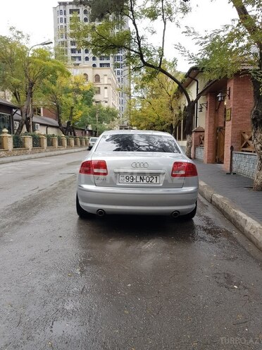 Audi A8 2006, 178,000 km - 3.2 л - Bakı