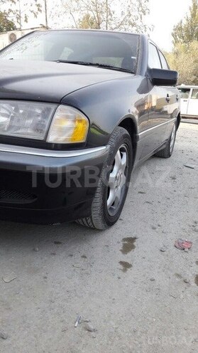 Mercedes C 230 1999, 238,000 km - 2.3 l - Bakı