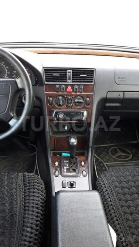Mercedes C 230 1999, 238,000 km - 2.3 l - Bakı