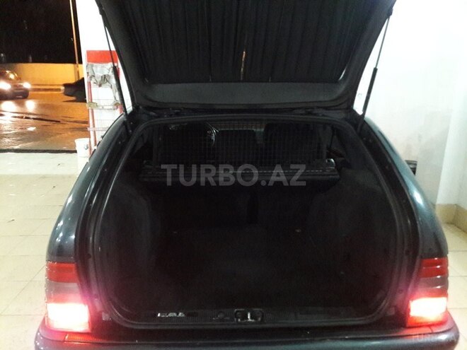 Mercedes C 180 1998, 281,000 km - 2.0 l - Bakı