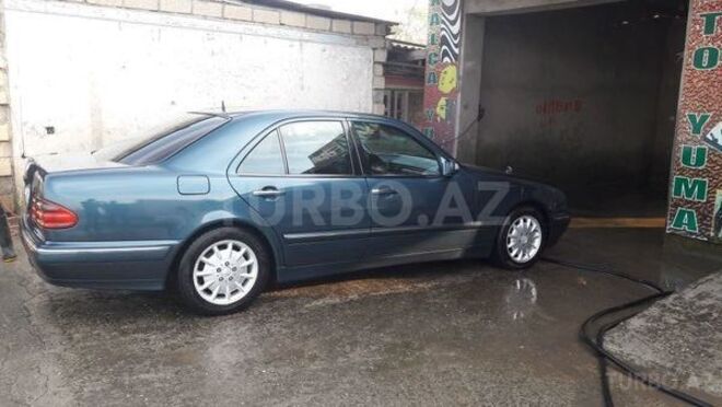 Mercedes E 280 2000, 202,000 km - 2.8 l - Ağcabədi