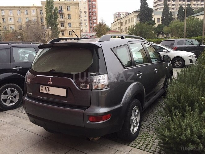Mitsubishi Outlander 2011, 143,251 km - 2.4 л - Bakı