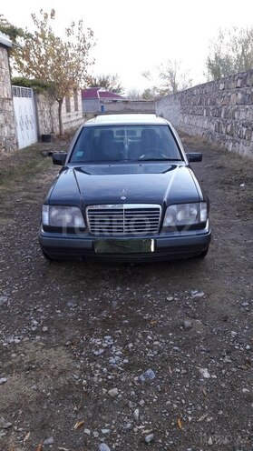 Mercedes E 300 1994, 358,862 km - 3.0 l - Naxçıvan