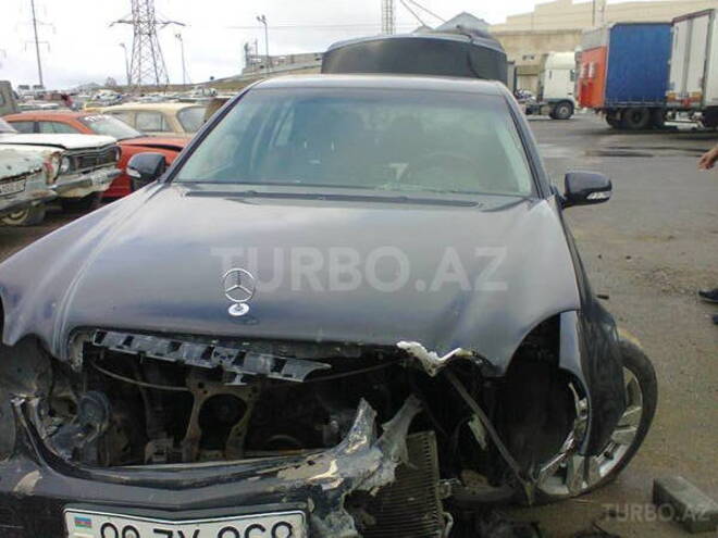 Mercedes E 220 2007, 195,000 km - 2.2 л - Bakı