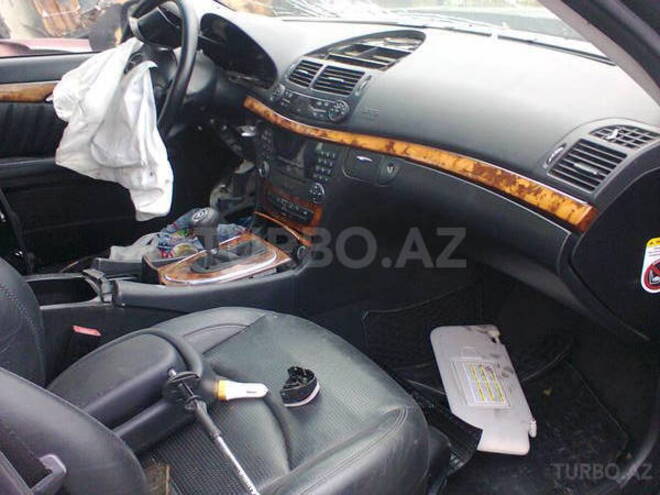 Mercedes E 220 2007, 195,000 km - 2.2 л - Bakı
