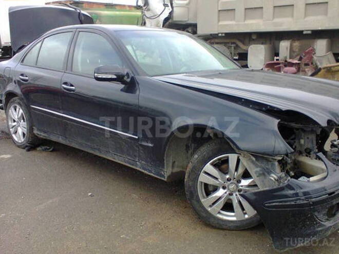 Mercedes E 220 2007, 195,000 km - 2.2 л - Bakı