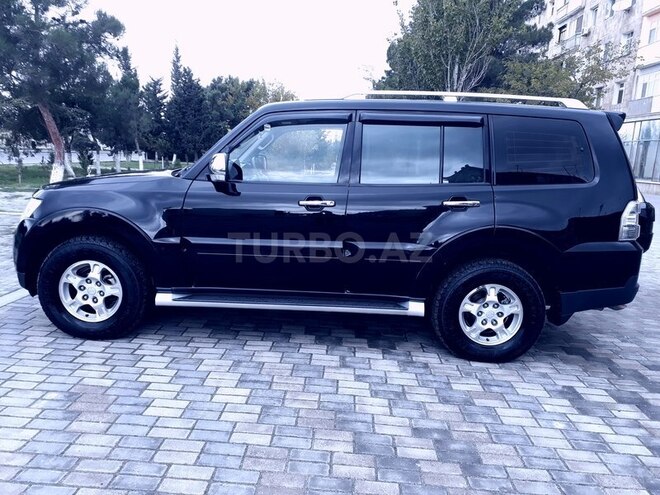 Mitsubishi Pajero 2008, 128,560 km - 3.0 l - Sumqayıt