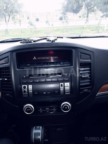 Mitsubishi Pajero 2008, 128,560 km - 3.0 l - Sumqayıt