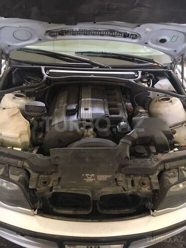 BMW 323 2000, 231,000 km - 2.5 л - Bakı