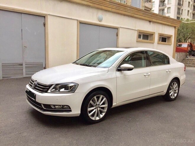 Volkswagen Passat 2012, 98,000 km - 2.0 л - Bakı