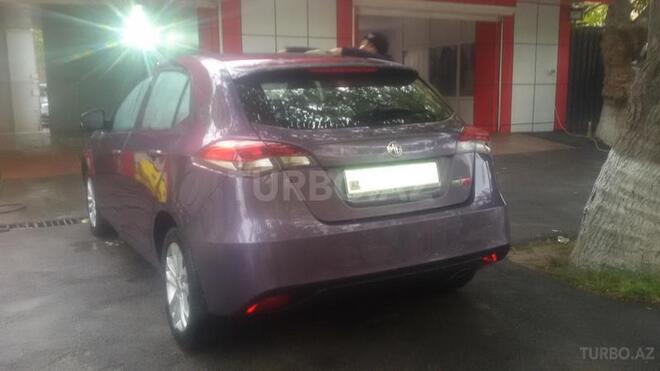 MG 5 2013, 41,900 km - 1.5 л - Bakı