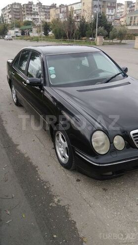 Mercedes E 220 1999, 392,000 km - 2.2 l - Bakı