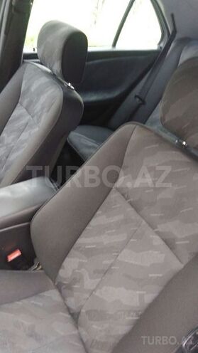 Mercedes E 220 1999, 392,000 km - 2.2 l - Bakı