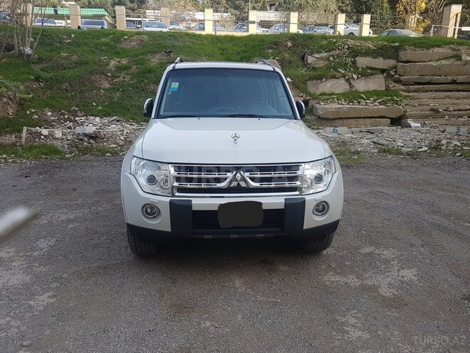 Mitsubishi Pajero 2008, 120,000 km - 0.3 л - Bakı