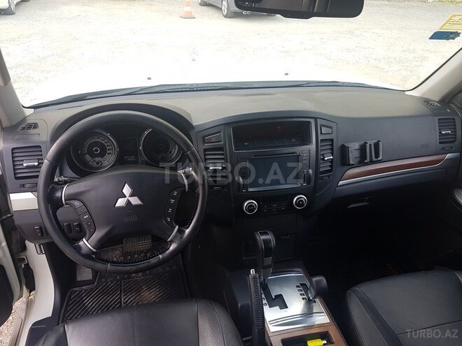 Mitsubishi Pajero 2008, 120,000 km - 0.3 л - Bakı