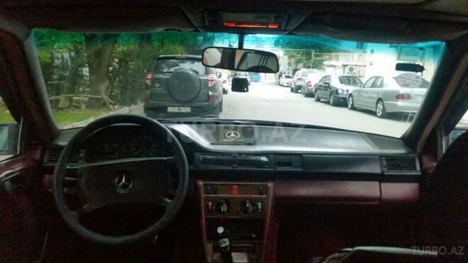 Mercedes E 200 1987, 350,000 km - 2.0 l - Bakı