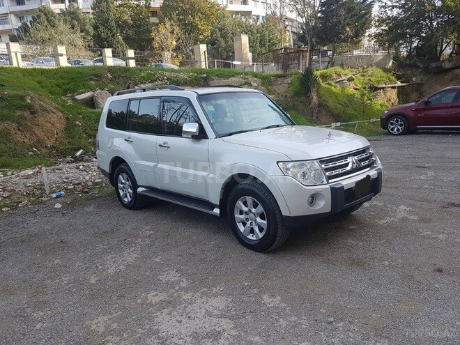Mitsubishi Pajero 2008, 120,000 km - 0.3 l - Bakı