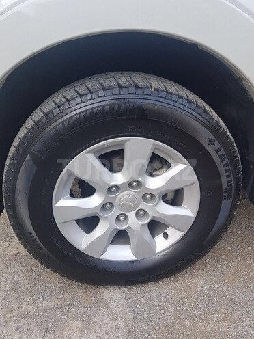 Mitsubishi Pajero 2008, 120,000 km - 0.3 l - Bakı