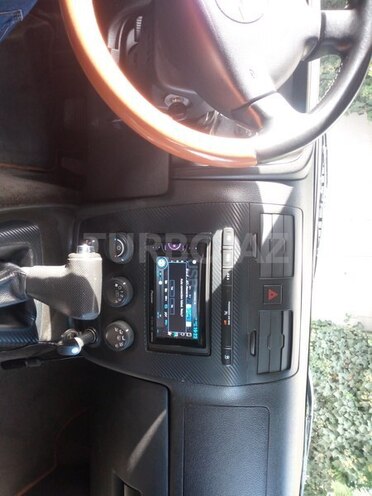 Hummer H3 2006, 140 km - 0.4 l - Bakı