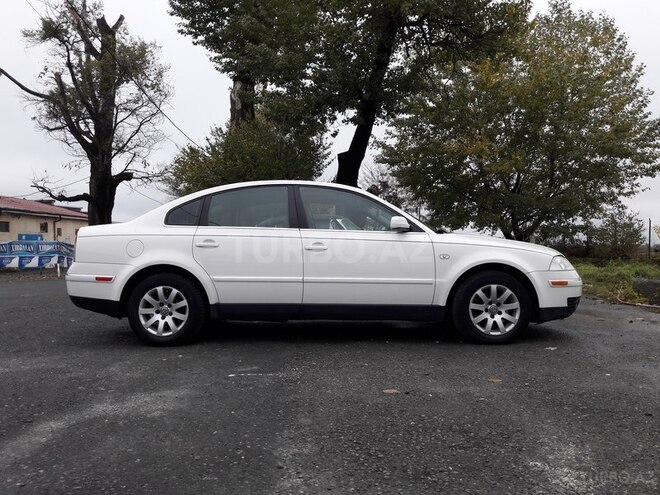 Volkswagen Passat 2003, 157,000 km - 1.8 l - Qəbələ