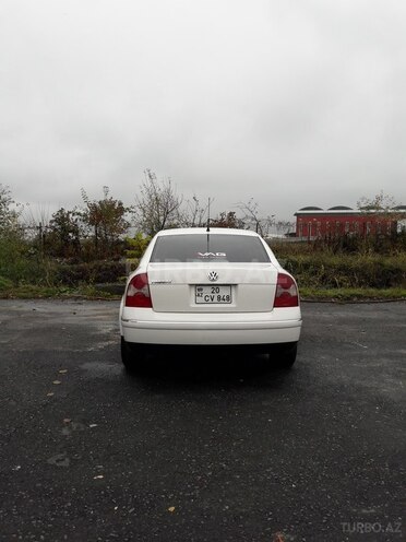 Volkswagen Passat 2003, 157,000 km - 1.8 l - Qəbələ