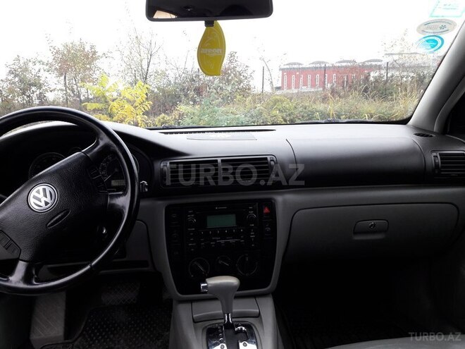 Volkswagen Passat 2003, 157,000 km - 1.8 l - Qəbələ