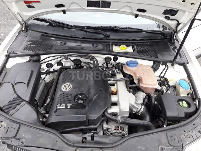 Volkswagen Passat 2003, 157,000 km - 1.8 l - Qəbələ