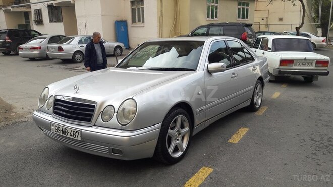 Mercedes E 240 1998, 398,000 km - 2.4 л - Bakı